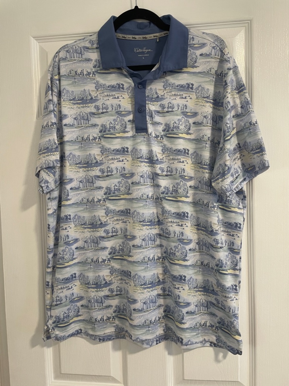 Walter Hagen Light Blue Scenic Print Polo with Solid Blue Collar
